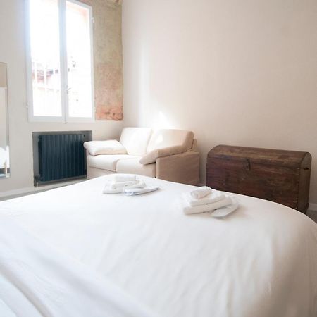 Stay Stadium - Ambrogiohost Bolonia Exterior foto